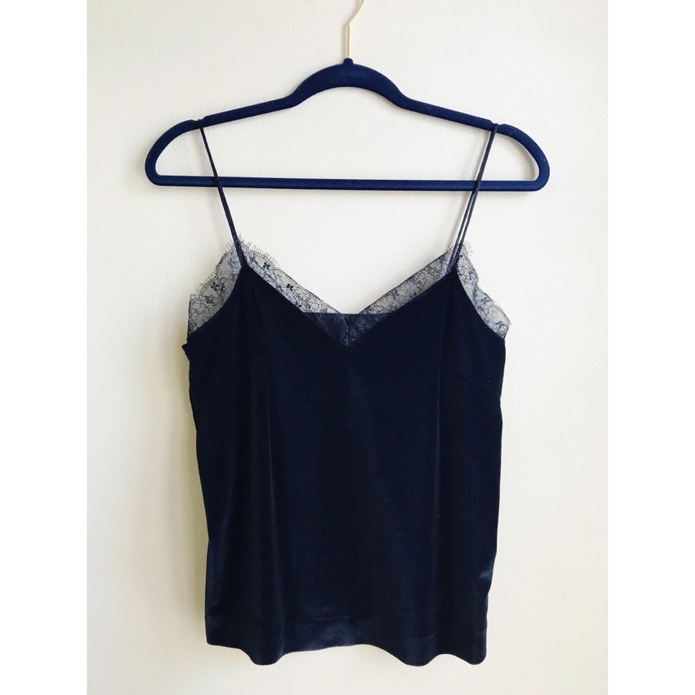 Velvet v neck top with lace